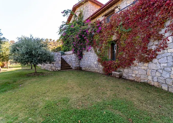 מלון דירות Massi *